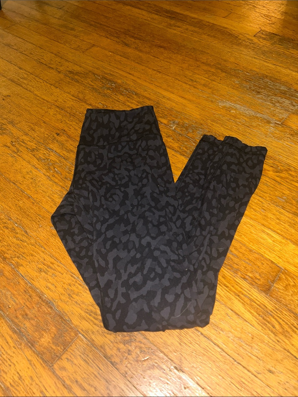 lululemon athletica Black Leopard-Print High-Rise Jeggings - Picture 4 of 6